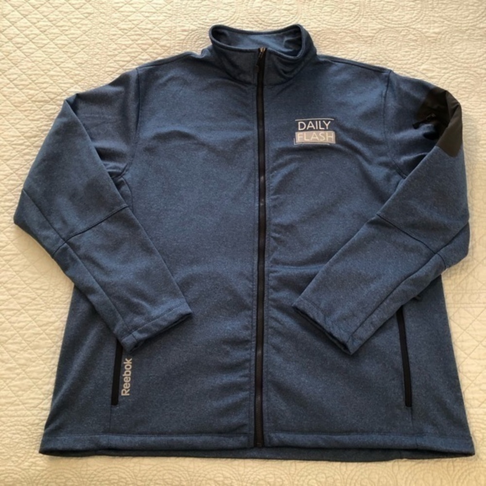 Reebok Freestyle full zip fleece jacket. Men’s size XL.